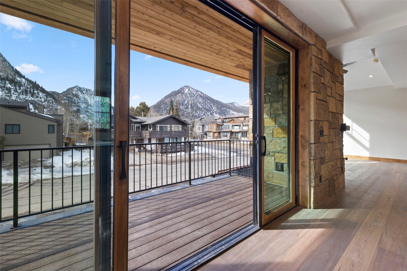 Frisco, Colorado, 80443, United States, 3 Bedrooms Bedrooms, ,3 BathroomsBathrooms,Residential,Active,2018361