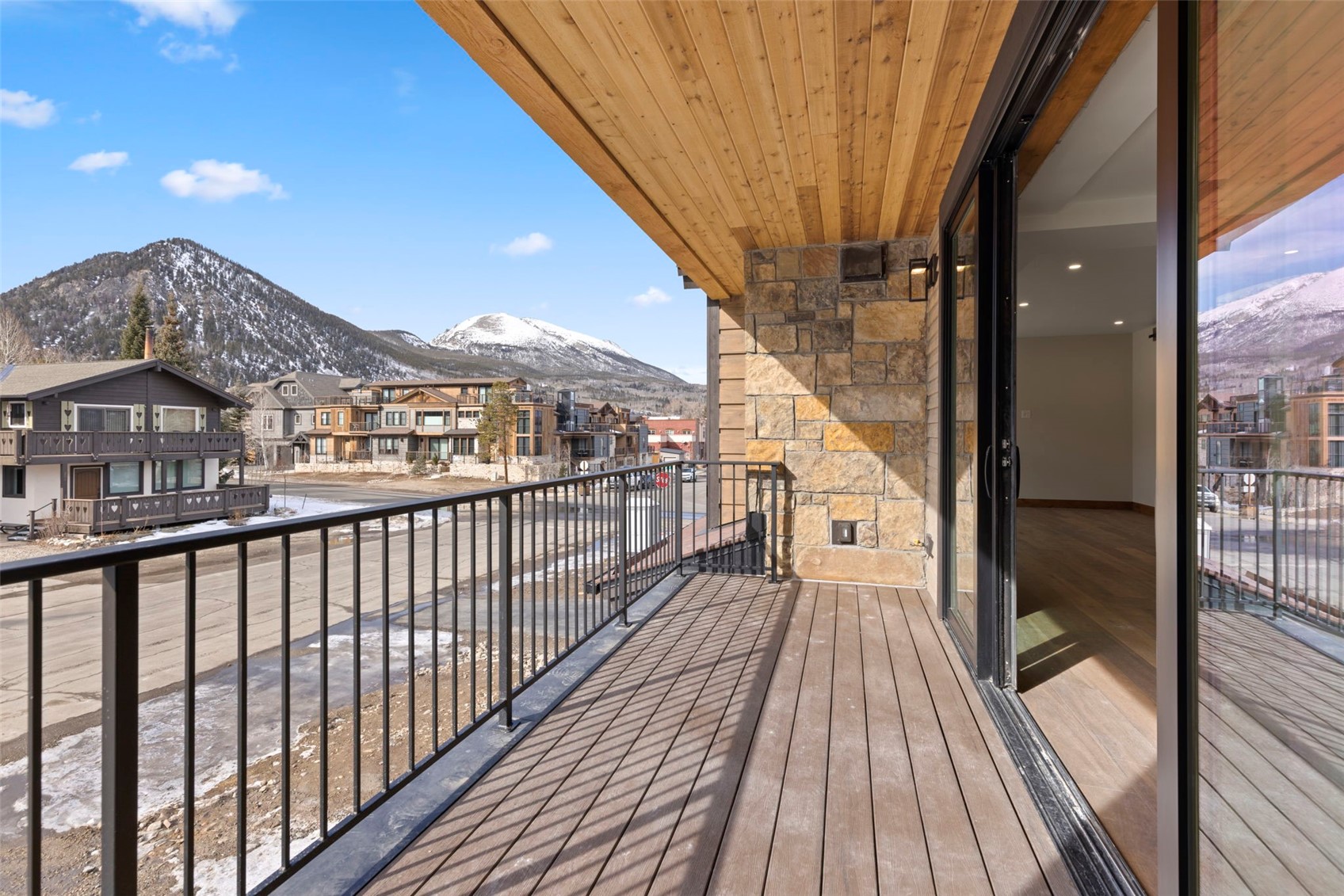 Frisco, Colorado, 80443, United States, 3 Bedrooms Bedrooms, ,3 BathroomsBathrooms,Residential,Active,2018361