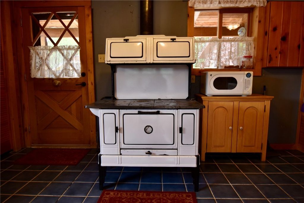 Photo of 135 S Main Street, Alma, CO 80420 (MLS # S1065894)