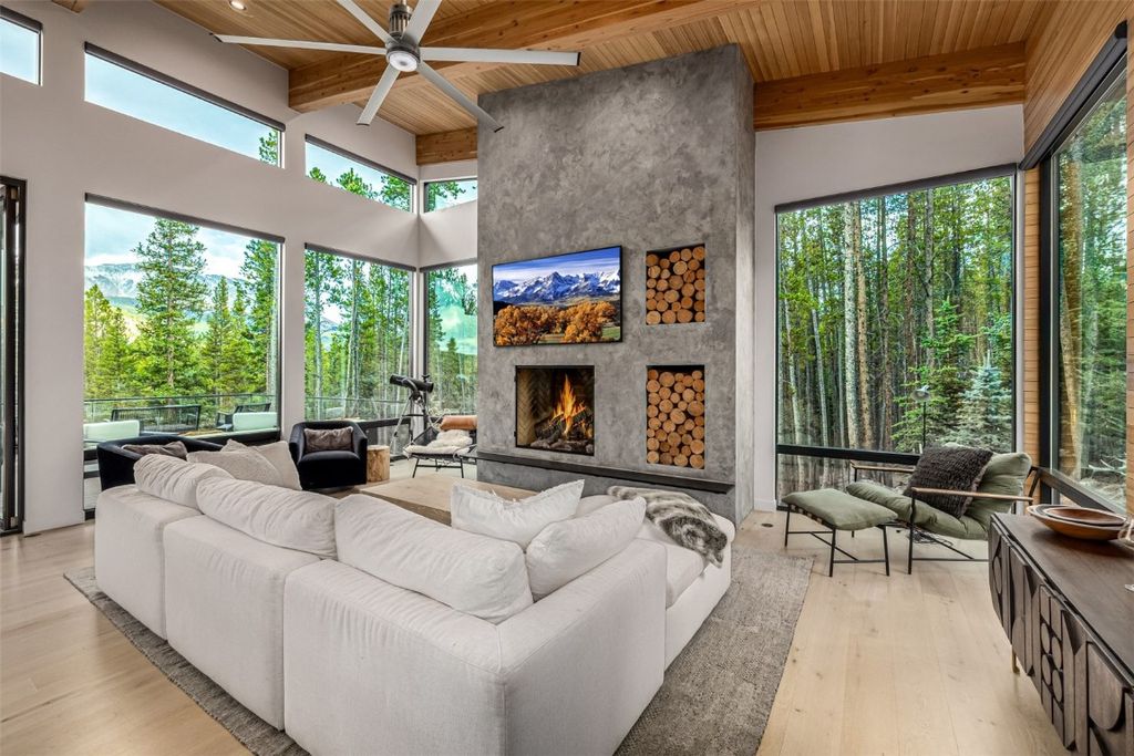 Photo of 735 Gold King Way, Breckenridge, CO 80424 (MLS # S1063961)