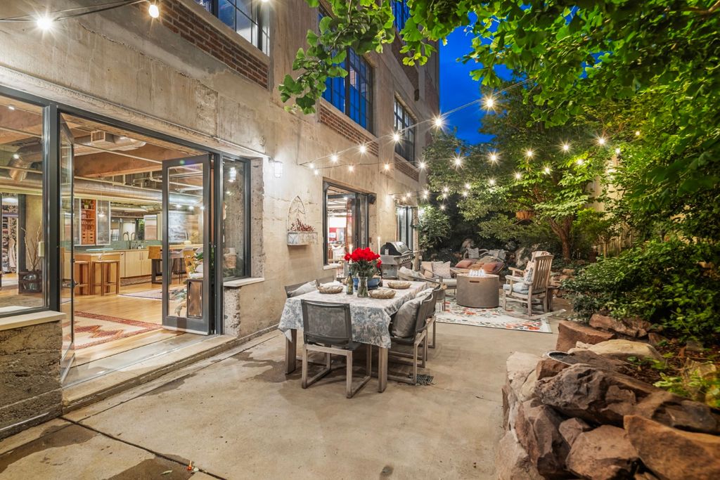 Photo of 2000 Little Raven Street #1B, Denver, CO 80202 (MLS # S1066293)