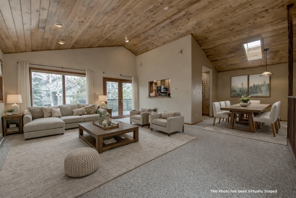 Silverthorne, Colorado, 80498, United States, 3 Bedrooms Bedrooms, ,3 BathroomsBathrooms,Residential,Active,2030595