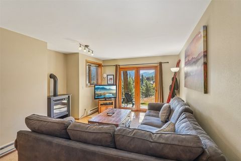 Photo of 875 Four Oclock Road #D1, Breckenridge, CO 80424 (MLS # S1063905)