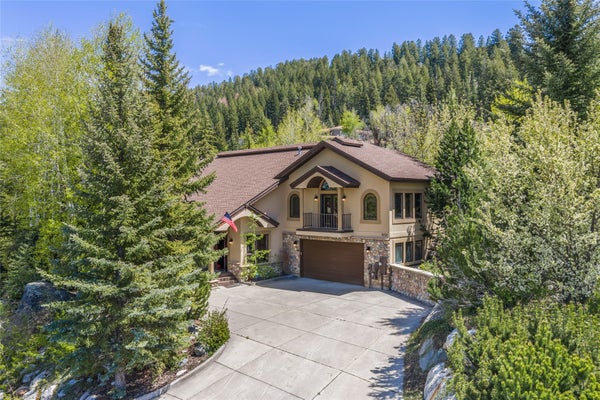 1112 STEAMBOAT BLVD, STEAMBOAT SPRINGS, CO 80487 - Image 5a719b7f6cd41df80c227bab2928800f/1805347685