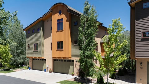 Photo of 917 Majestic Circle #917, Steamboat Springs, CO 80487 (MLS # S1071165)