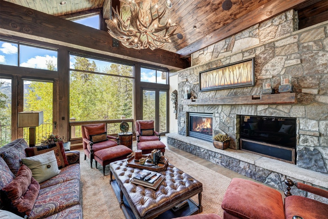 Breckenridge, Colorado, 80424, United States, 5 Bedrooms Bedrooms, ,7 BathroomsBathrooms,Residential,Active,1954012