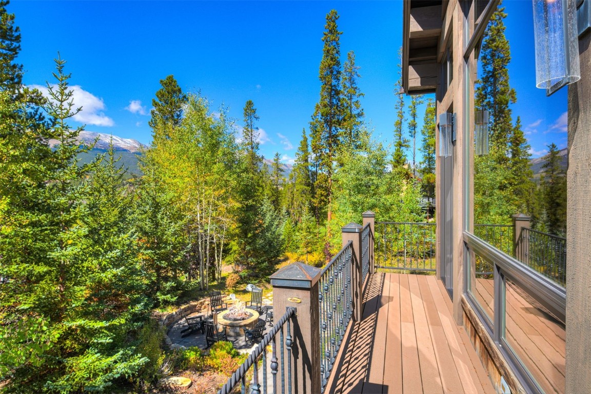 Breckenridge, Colorado, 80424, United States, 5 Bedrooms Bedrooms, ,7 BathroomsBathrooms,Residential,Active,1954012