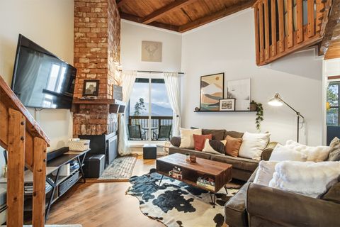 Photo of 2300 Lodge Pole Circle #303, Silverthorne, CO 80498 (MLS # S1067560)