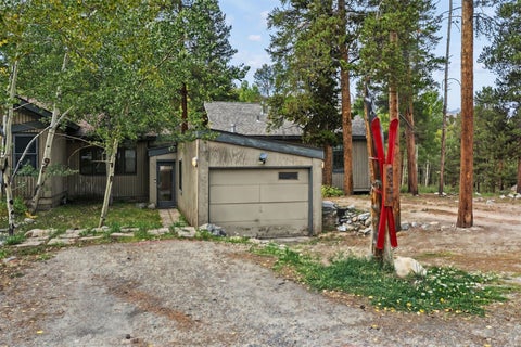Photo of 837 Broken Lance Drive, Breckenridge, CO 80424 (MLS # S1071565)