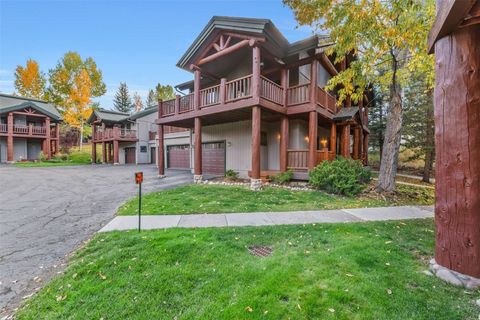 Photo of 1705 Latigo Loop #1705, Steamboat Springs, CO 80487 (MLS # S1064095)