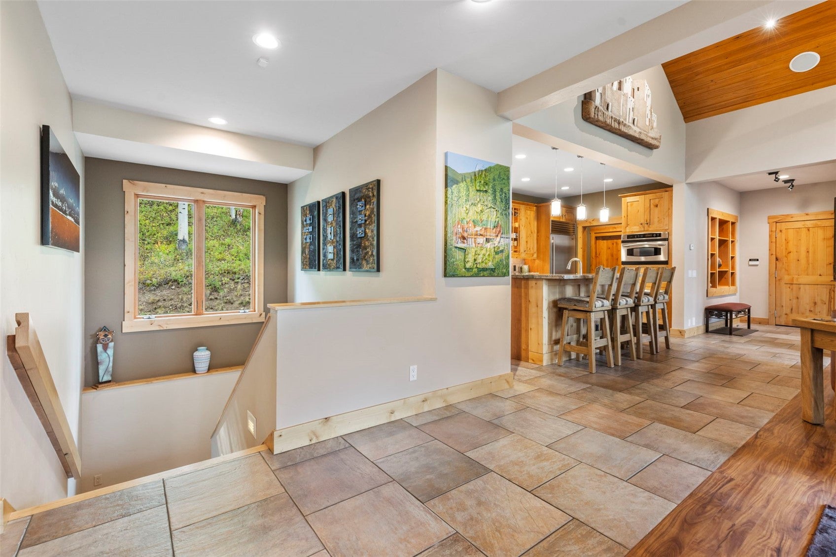 321 Lakeview Cir, Silverthorne, CO, 80498, USA, 3 Bedrooms Bedrooms, ,3 BathroomsBathrooms,Residential,Active,321 Lakeview Cir,S1070043