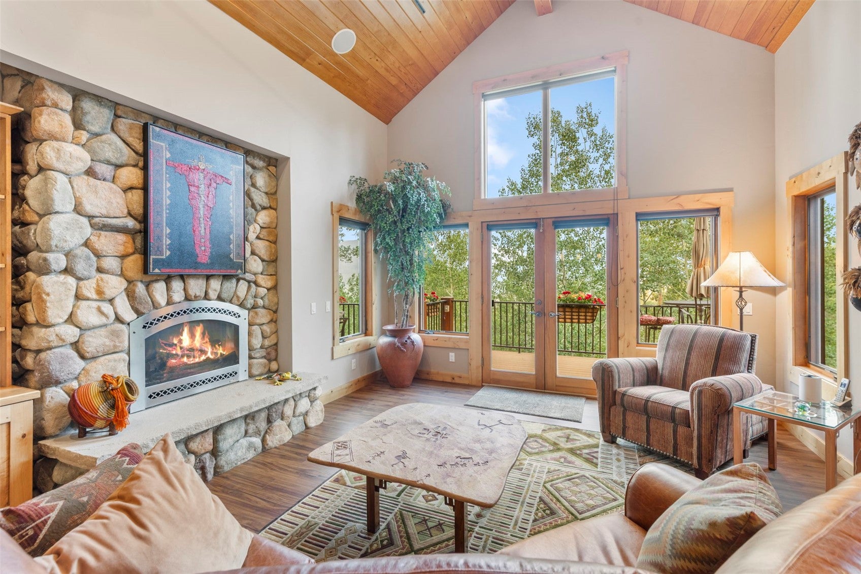 321 Lakeview Cir, Silverthorne, CO, 80498, USA, 3 Bedrooms Bedrooms, ,3 BathroomsBathrooms,Residential,Active,321 Lakeview Cir,S1070043