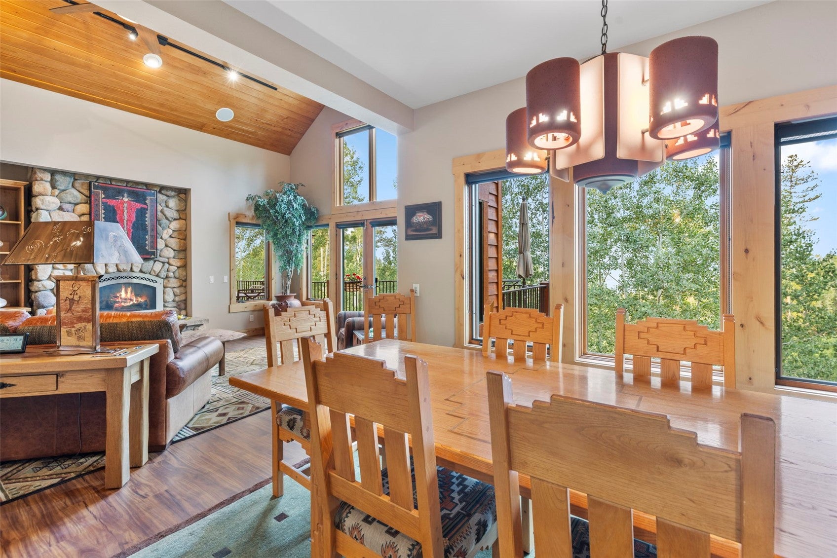 321 Lakeview Cir, Silverthorne, CO, 80498, USA, 3 Bedrooms Bedrooms, ,3 BathroomsBathrooms,Residential,Active,321 Lakeview Cir,S1070043