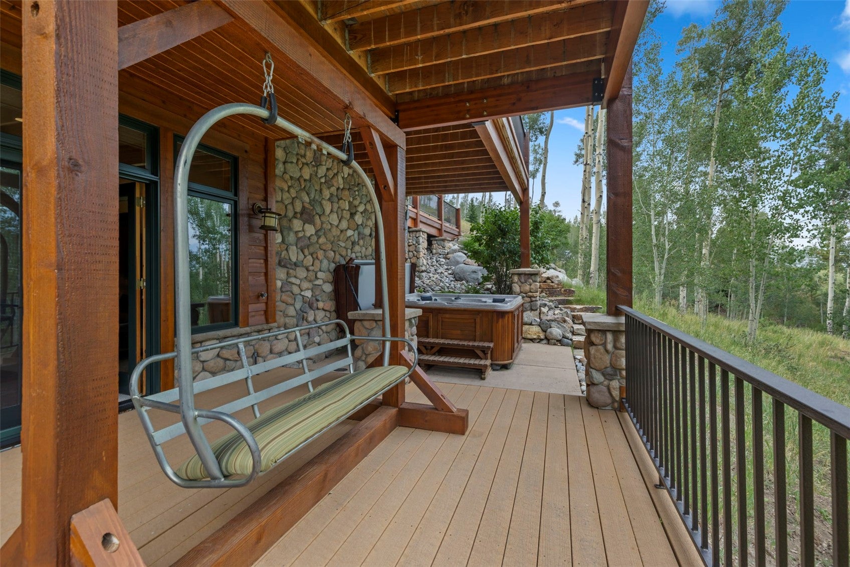 321 Lakeview Cir, Silverthorne, CO, 80498, USA, 3 Bedrooms Bedrooms, ,3 BathroomsBathrooms,Residential,Active,321 Lakeview Cir,S1070043