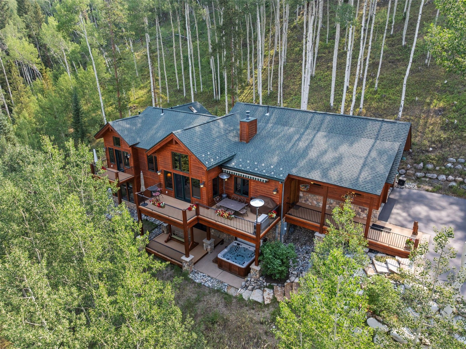 321 Lakeview Cir, Silverthorne, CO, 80498, USA, 3 Bedrooms Bedrooms, ,3 BathroomsBathrooms,Residential,Active,321 Lakeview Cir,S1070043