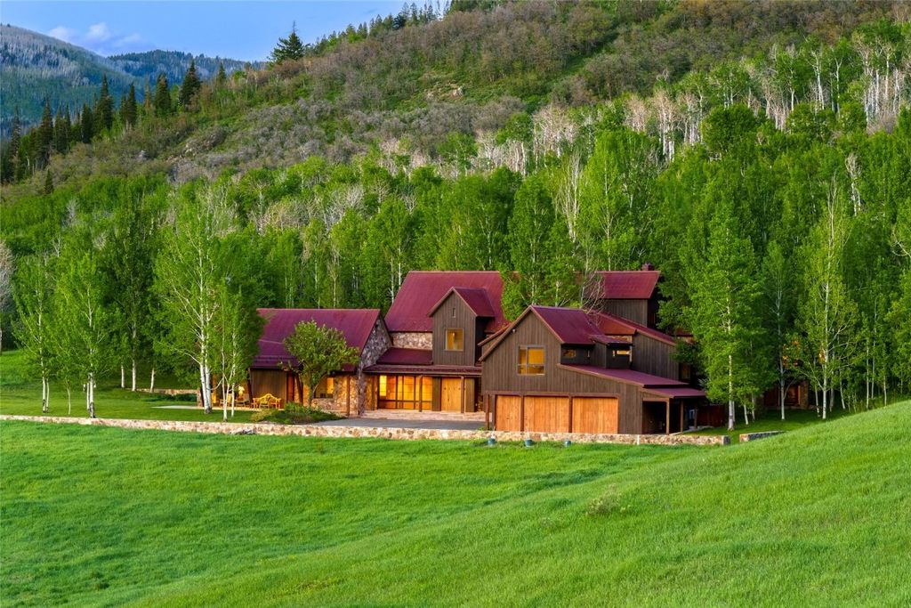 Photo of 33225 Painted Pony Lane, Steamboat Springs, CO 80487 (MLS # S1058038)