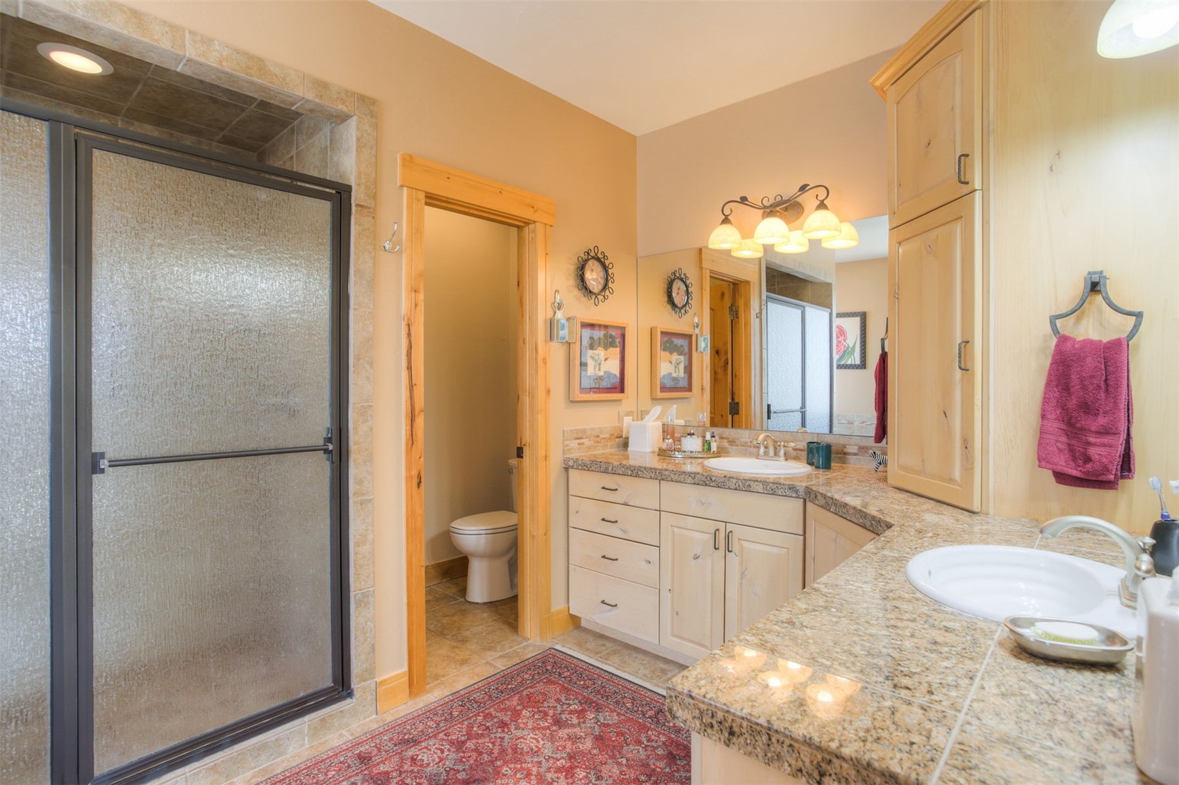 Silverthorne, Colorado, 80498, United States, 5 Bedrooms Bedrooms, ,5 BathroomsBathrooms,Residential,Active,2036042