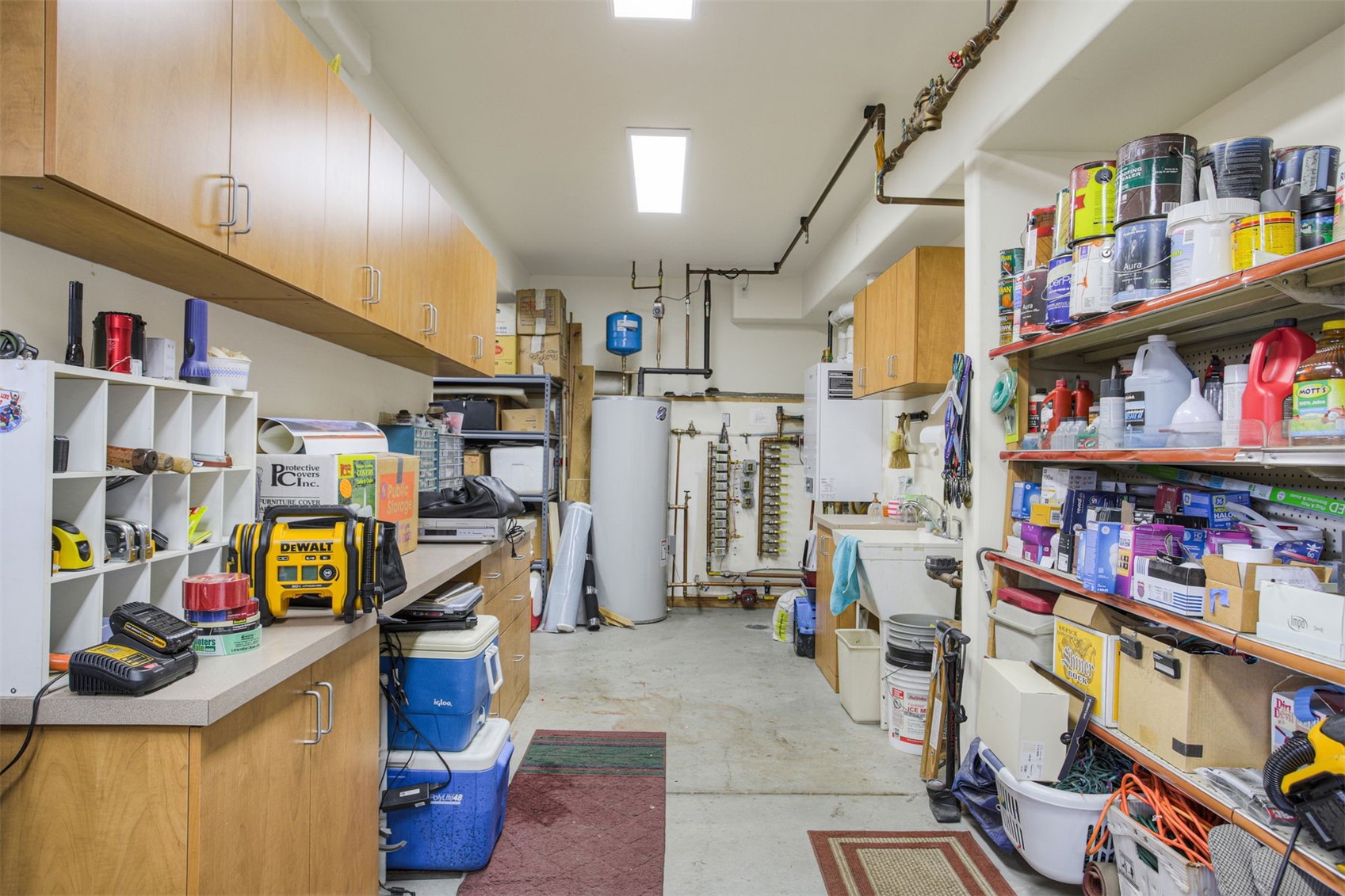 Silverthorne, Colorado, 80498, United States, 5 Bedrooms Bedrooms, ,5 BathroomsBathrooms,Residential,Active,2036042