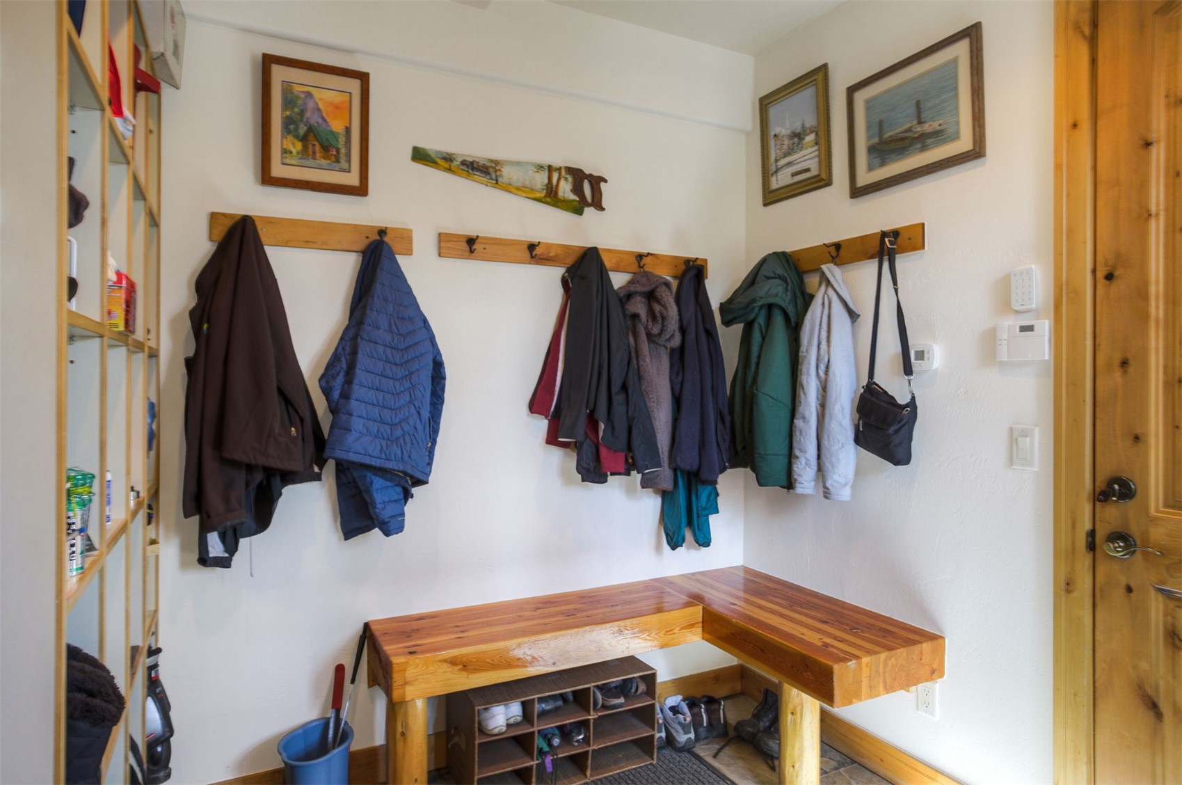 Silverthorne, Colorado, 80498, United States, 5 Bedrooms Bedrooms, ,5 BathroomsBathrooms,Residential,Active,2036042