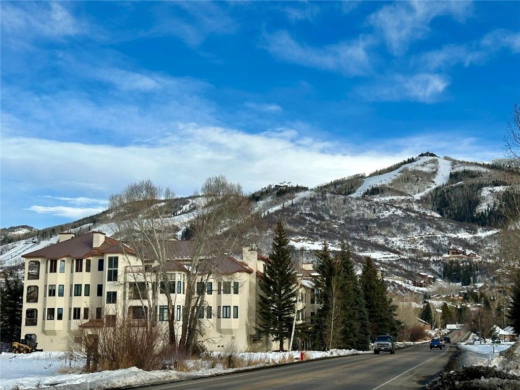 Photo of 2800 Eagleridge Drive #B11, Steamboat Springs, CO 80487 (MLS # S1064563)