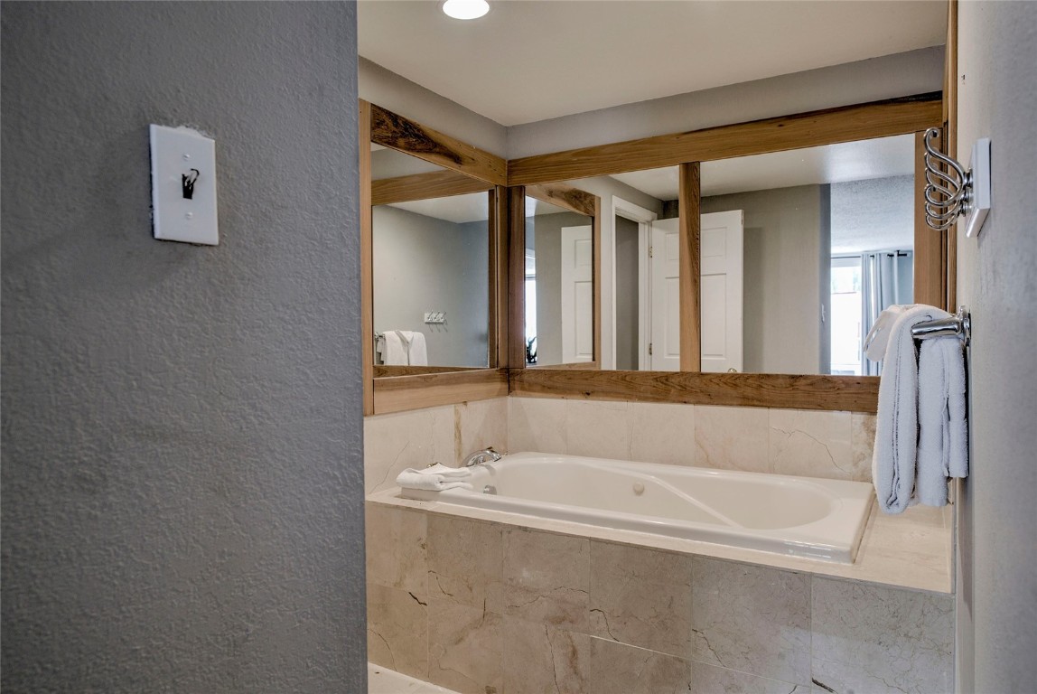 Copper Mountain, Colorado 80443, United States, 2 Bedrooms Bedrooms, ,2 BathroomsBathrooms,Residential,Active,188082