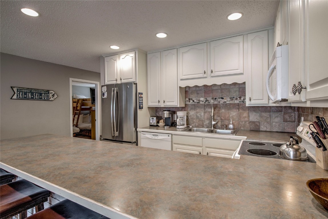 Copper Mountain, Colorado 80443, United States, 2 Bedrooms Bedrooms, ,2 BathroomsBathrooms,Residential,Active,188082