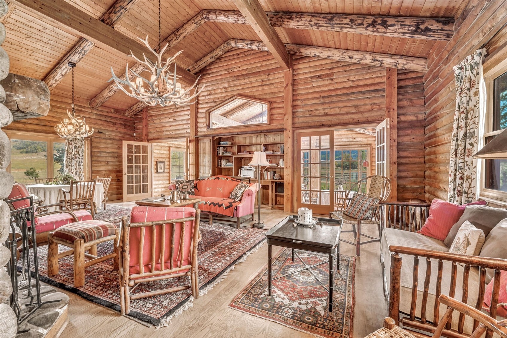 Steamboat Springs, Colorado, 80487, United States, 5 Bedrooms Bedrooms, ,4 BathroomsBathrooms,Residential,Active,2044172
