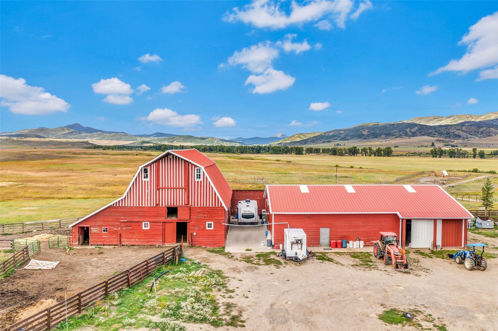 Steamboat Springs, Colorado, 80487, United States, 5 Bedrooms Bedrooms, ,4 BathroomsBathrooms,Residential,Active,2044172