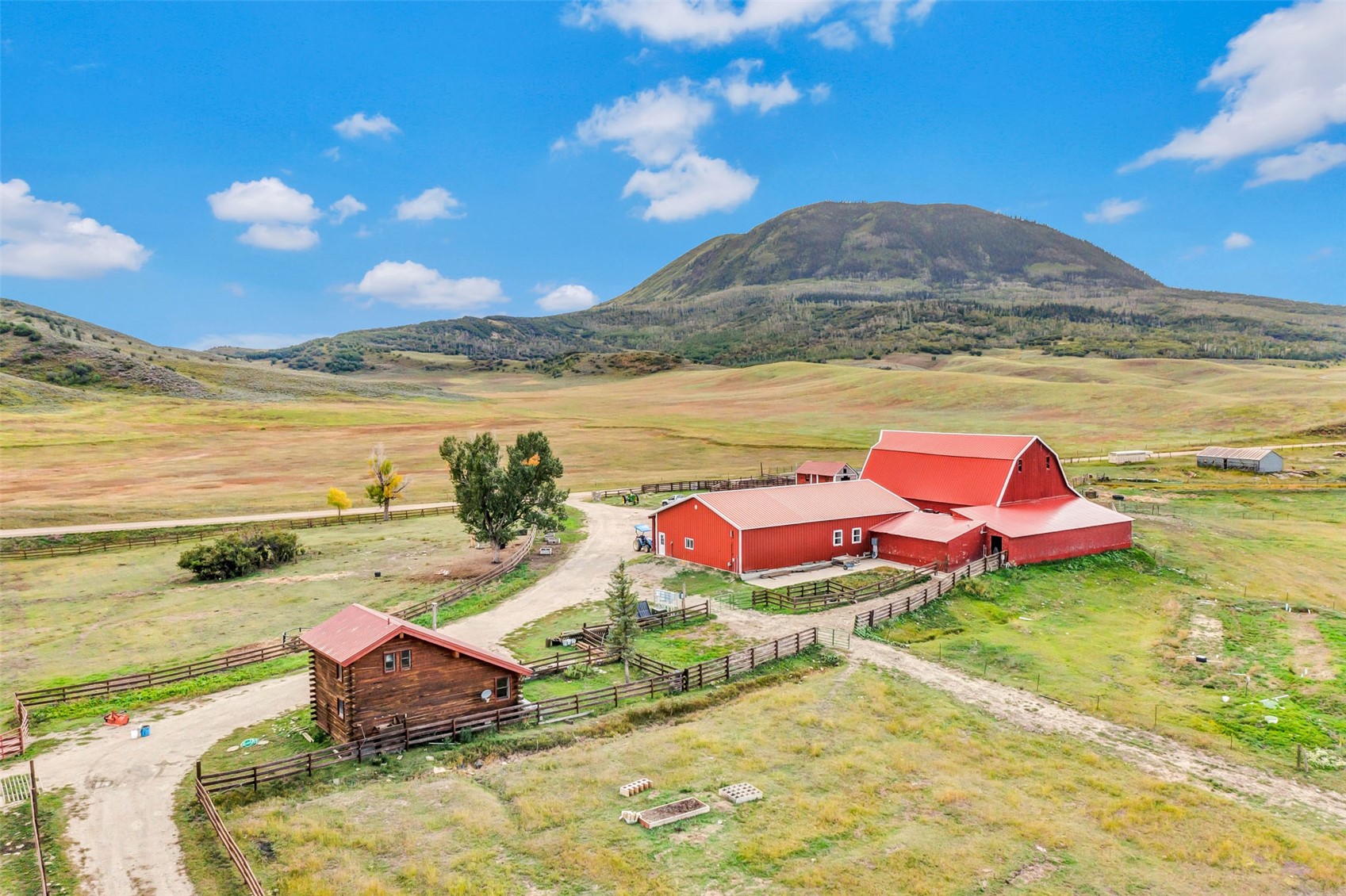 Steamboat Springs, Colorado, 80487, United States, 5 Bedrooms Bedrooms, ,4 BathroomsBathrooms,Residential,Active,2044172