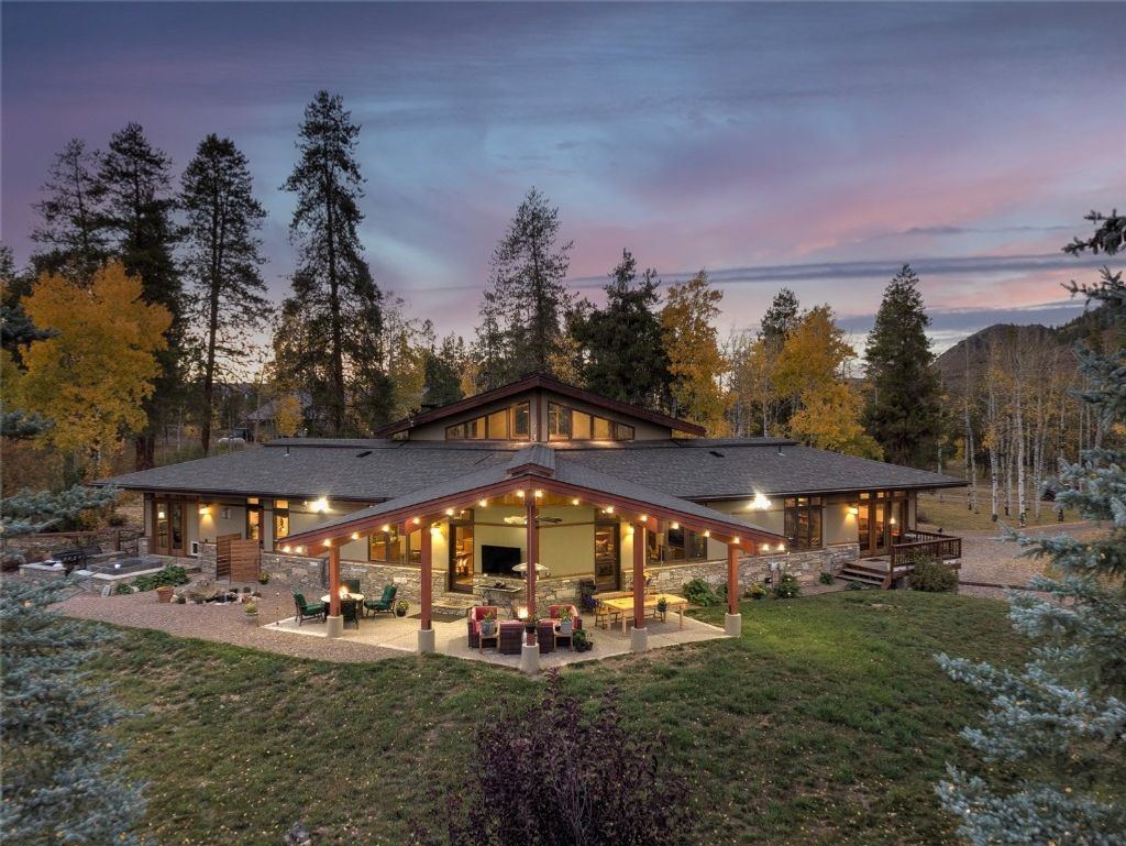 Photo of 32350 Los Ranchos Road, Oak Creek, CO 80467 (MLS # S1063814)