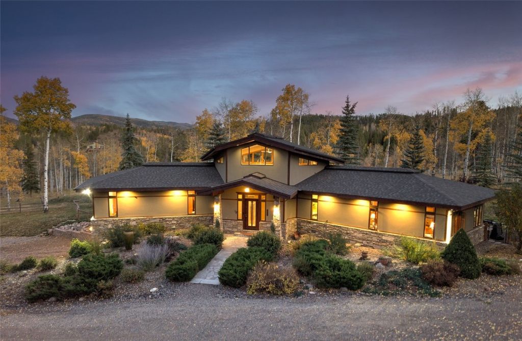 Photo of 32350 Los Ranchos Road, Oak Creek, CO 80467 (MLS # S1063814)