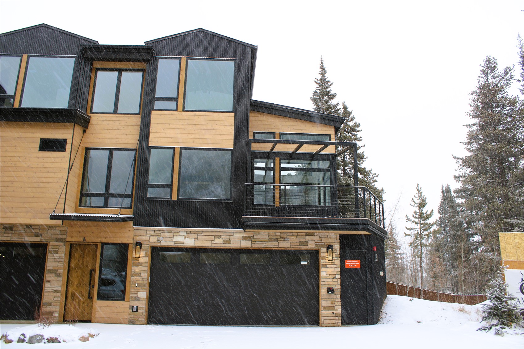 Frisco, Colorado, 80443, United States, 2 Bedrooms Bedrooms, ,3 BathroomsBathrooms,Residential,Active,2006915