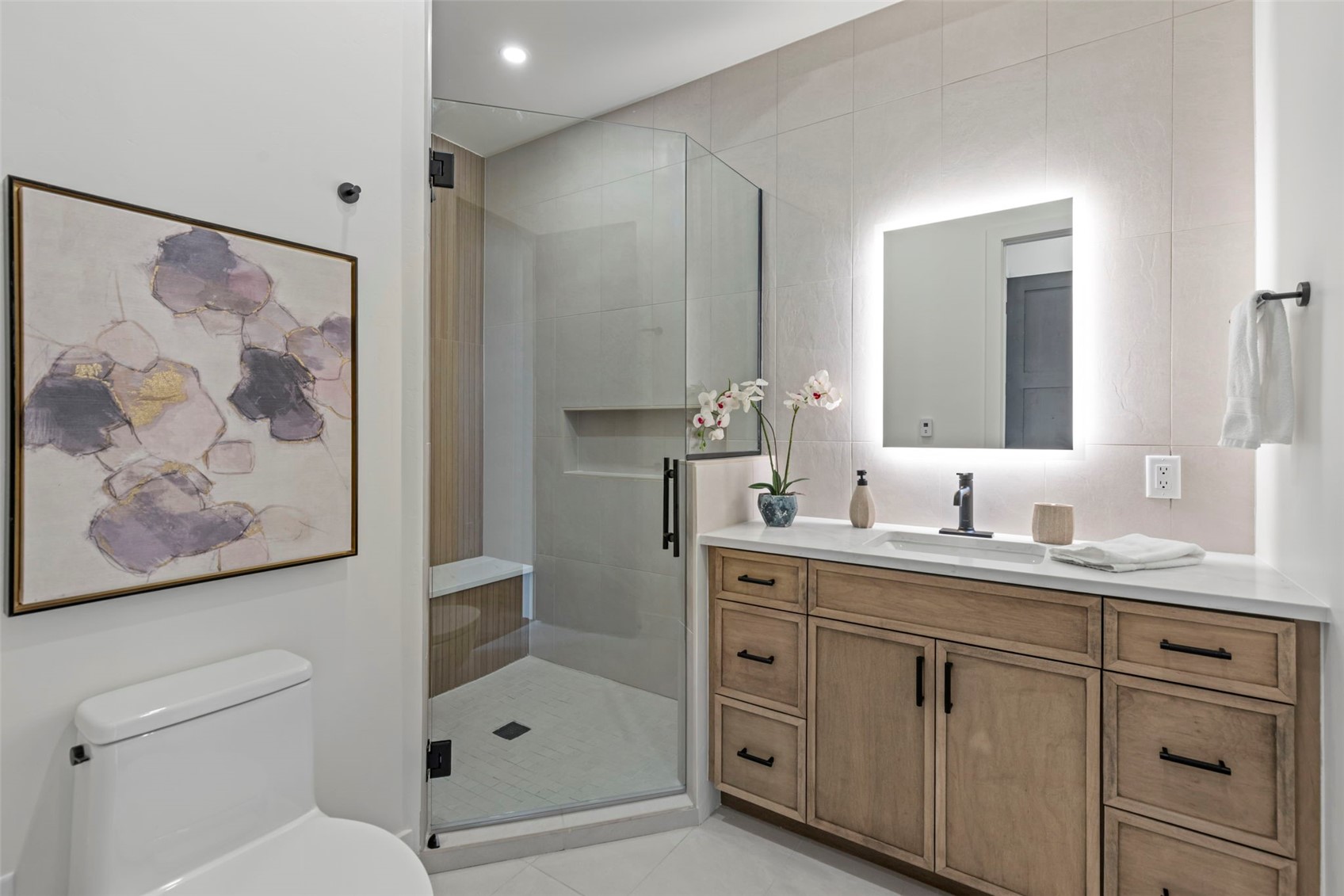 Frisco, Colorado, 80443, United States, 2 Bedrooms Bedrooms, ,3 BathroomsBathrooms,Residential,Active,2006915