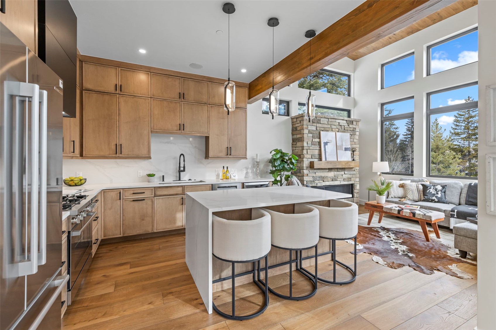 Frisco, Colorado, 80443, United States, 2 Bedrooms Bedrooms, ,3 BathroomsBathrooms,Residential,Active,2006915