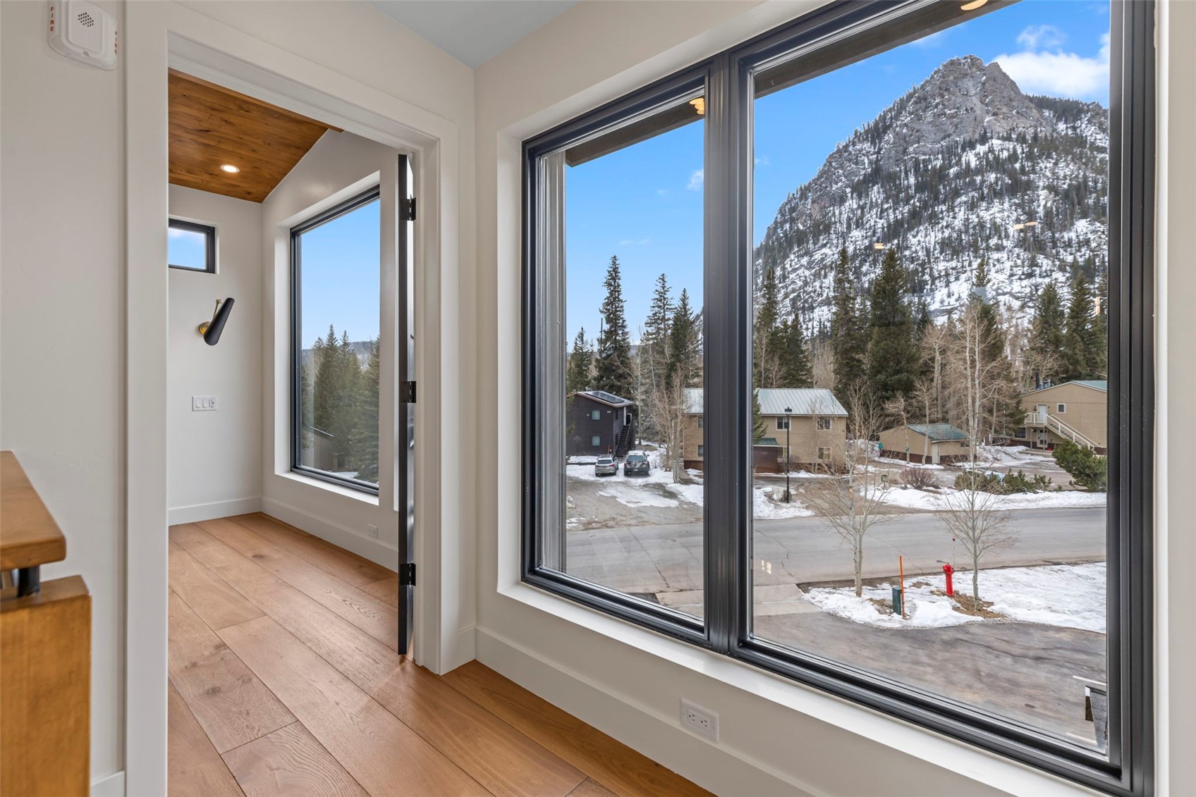 Frisco, Colorado, 80443, United States, 2 Bedrooms Bedrooms, ,3 BathroomsBathrooms,Residential,Active,2006915