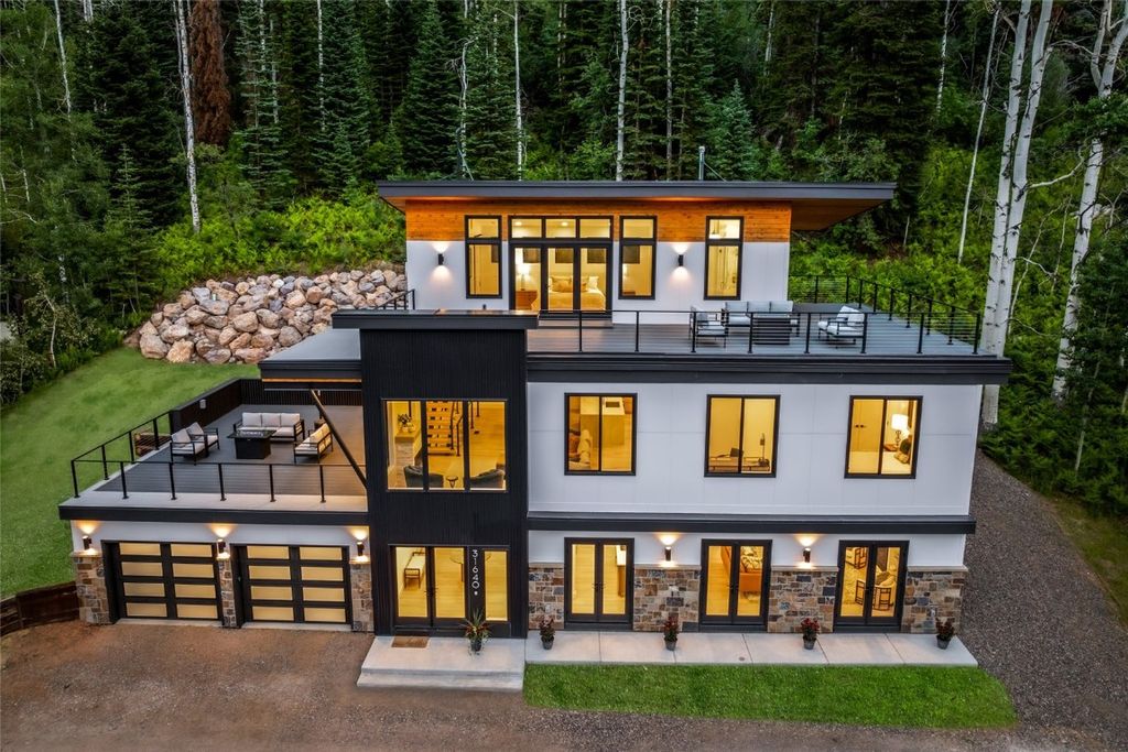 Photo of 31640 Vistas Court, Steamboat Springs, CO 80487 (MLS # S1059793)