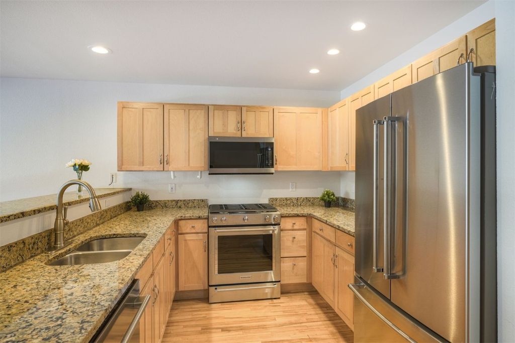 Photo of 279 Kestrel Lane #279, Silverthorne, CO 80498 (MLS # S1065714)