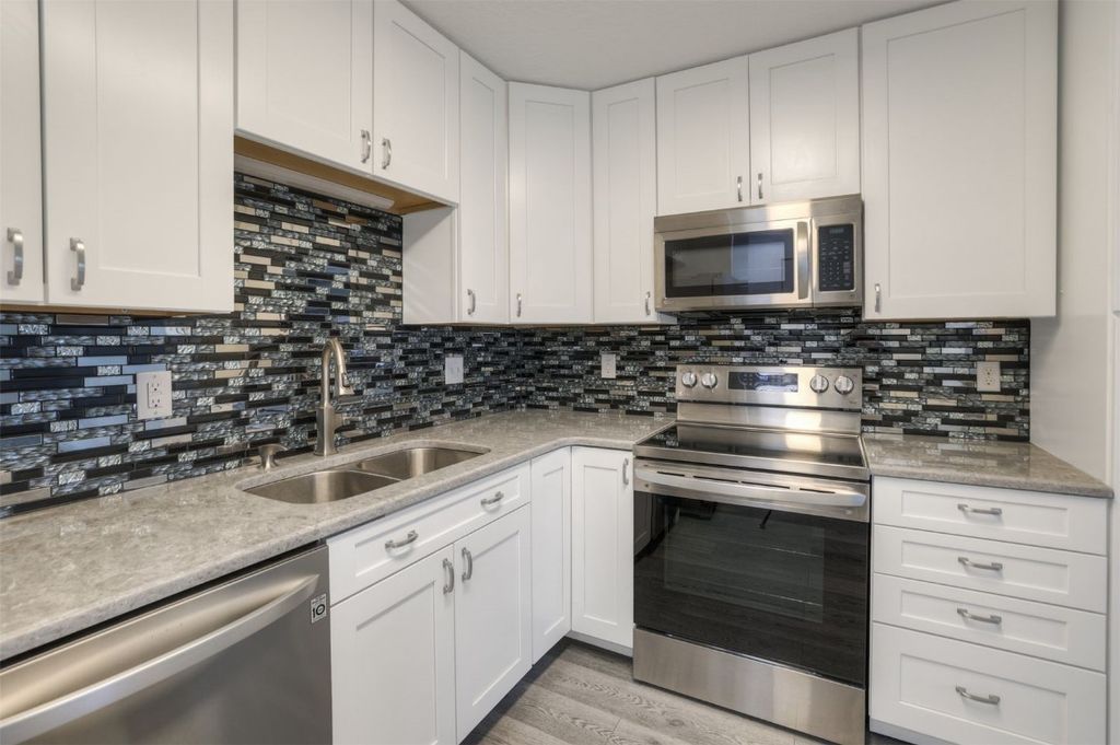 Photo of 475 Straight Creek Drive #302, Dillon, CO 80435 (MLS # S1065713)