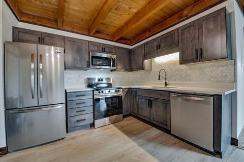 Photo of 4400 Lodge Pole Circle #H204, Silverthorne, CO 80498 (MLS # S1071325)