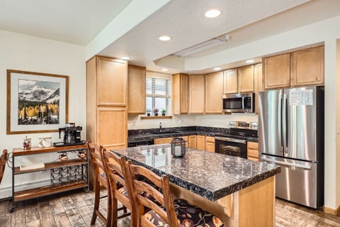 Photo of 231 Creekside Drive #102, Frisco, CO 80443 (MLS # S1058095)