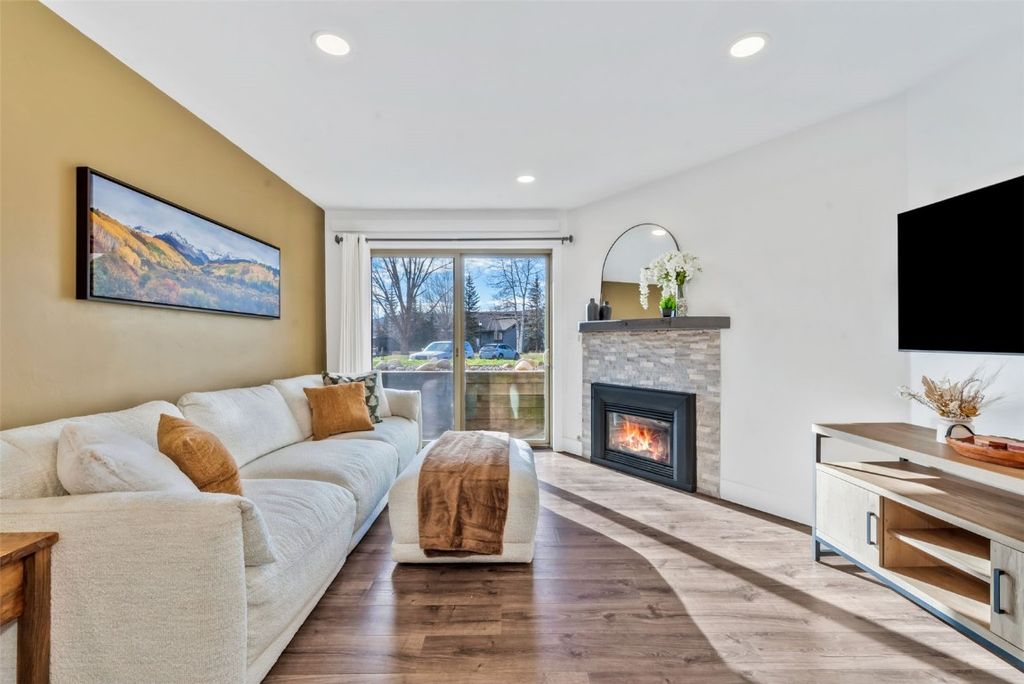 Photo of 1525 Shadow Run Frontage #102, Steamboat Springs, CO 80487 (MLS # S1064333)