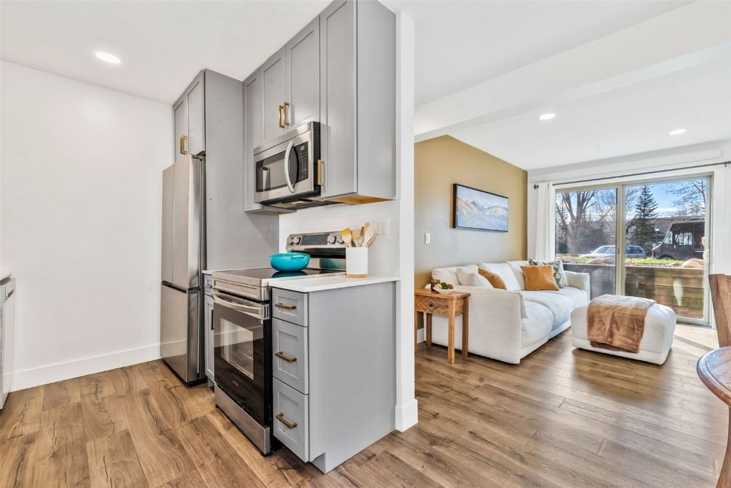 Photo of 1525 Shadow Run Frontage #102, Steamboat Springs, CO 80487 (MLS # S1064333)