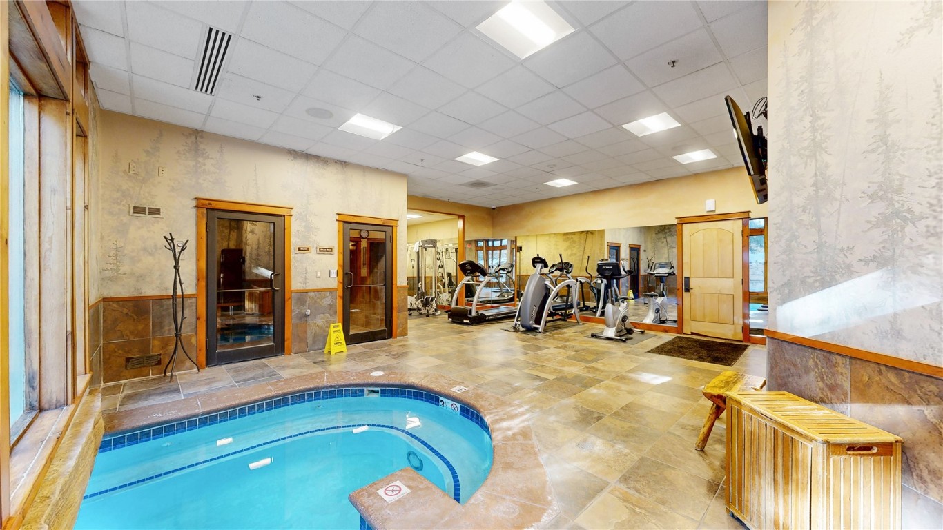 Dillon, Colorado, 80435, United States, 1 Bedroom Bedrooms, ,2 BathroomsBathrooms,Residential,Active,2011840