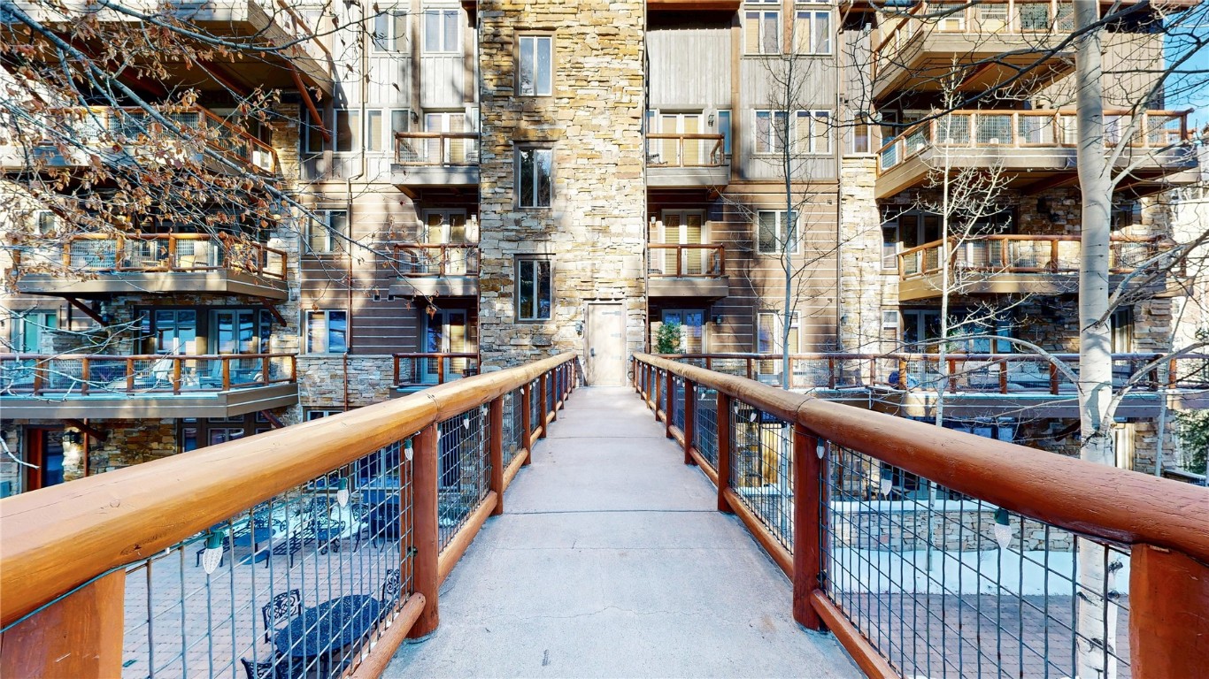 Dillon, Colorado, 80435, United States, 1 Bedroom Bedrooms, ,2 BathroomsBathrooms,Residential,Active,2011840