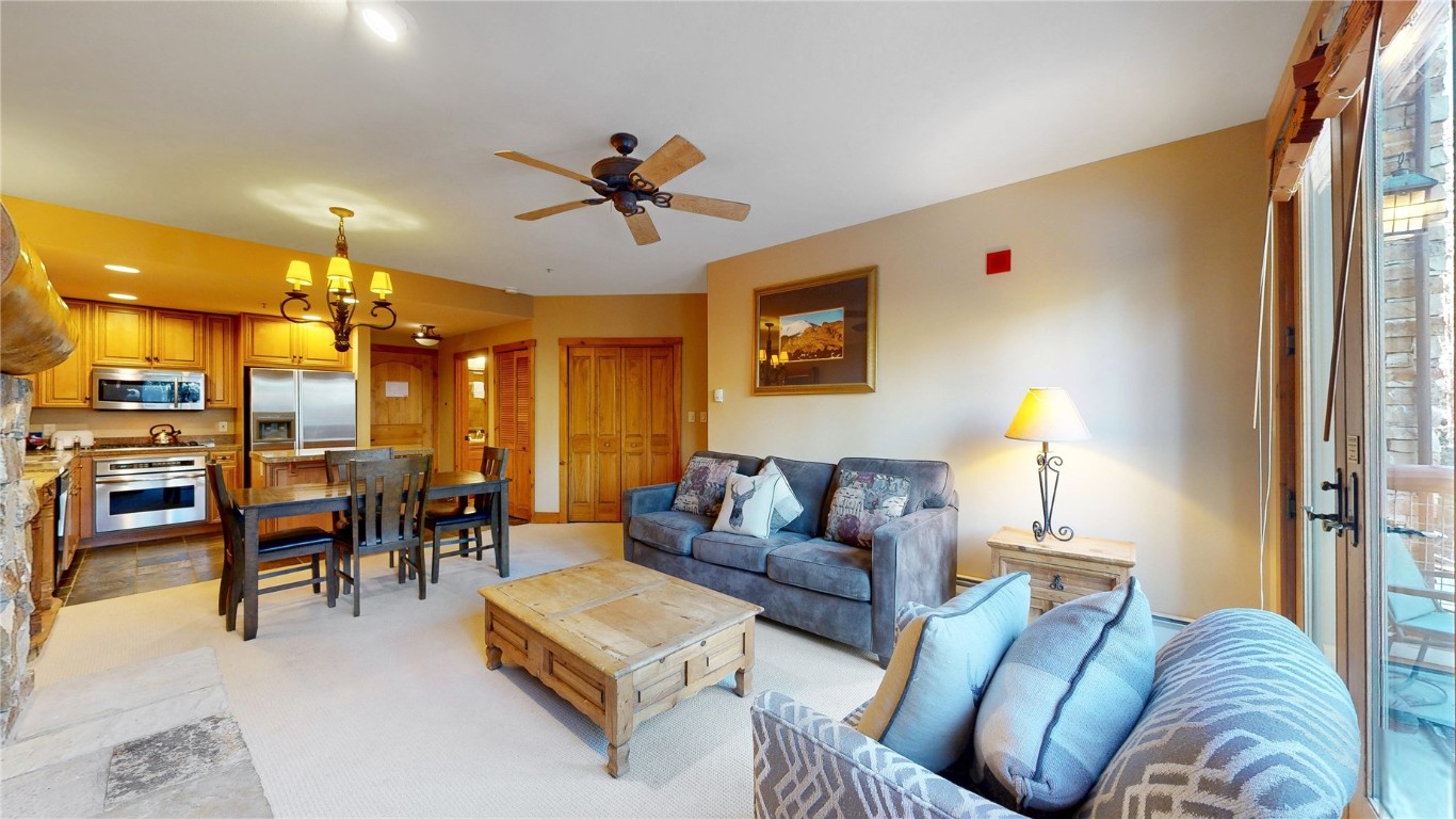 Dillon, Colorado, 80435, United States, 1 Bedroom Bedrooms, ,2 BathroomsBathrooms,Residential,Active,2011840