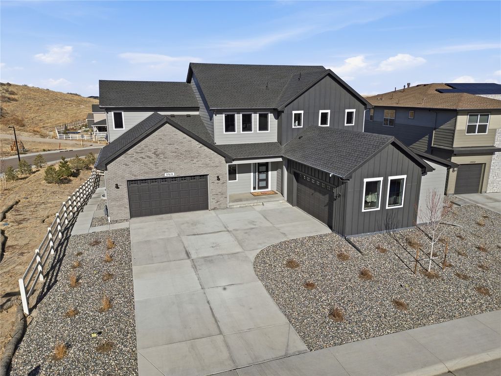 Photo of 5910 Riesberg Lane, Castle Rock, CO 80104 (MLS # S1066169)