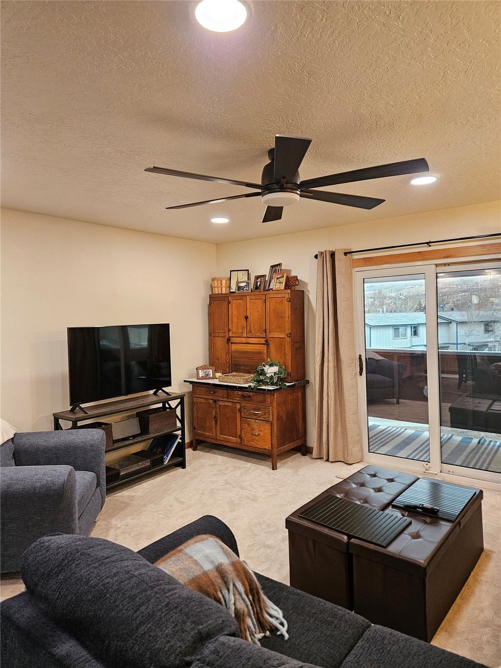 Photo of 371 W 4th Street #304, Silverthorne, CO 80498 (MLS # S1066281)