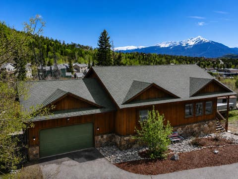 Photo of 964 Straight Creek Drive, Dillon, CO 80435 (MLS # S1068957)