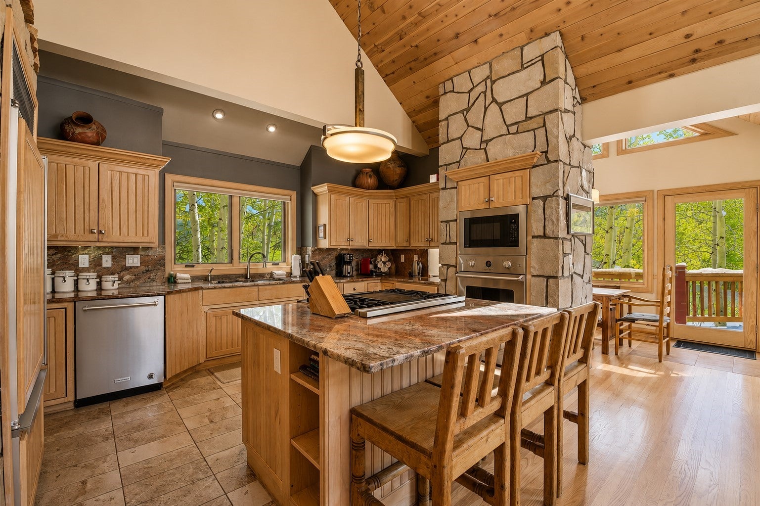 Breckenridge, Colorado, 80424, United States, 5 Bedrooms Bedrooms, ,6 BathroomsBathrooms,Residential,Active,2007248