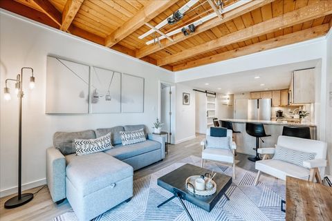 Photo of 4200 Lodge Pole Circle #G4, Silverthorne, CO 80498 (MLS # S1068099)